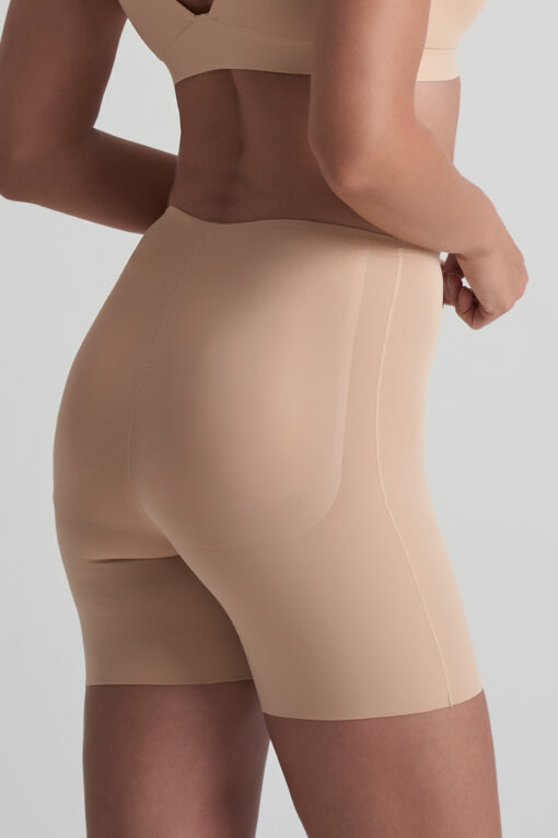 gewatteerde korte broek beige